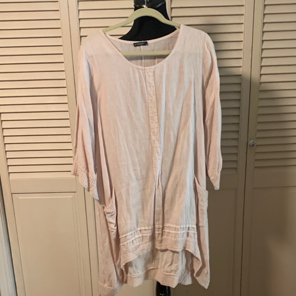 Women's light pink Pink Top.   D1